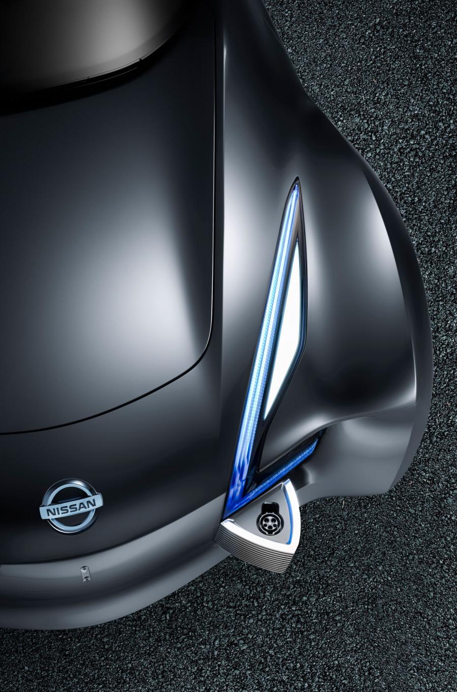  Nissan Esflow Concept 2011 года  (фото 11 из 36)